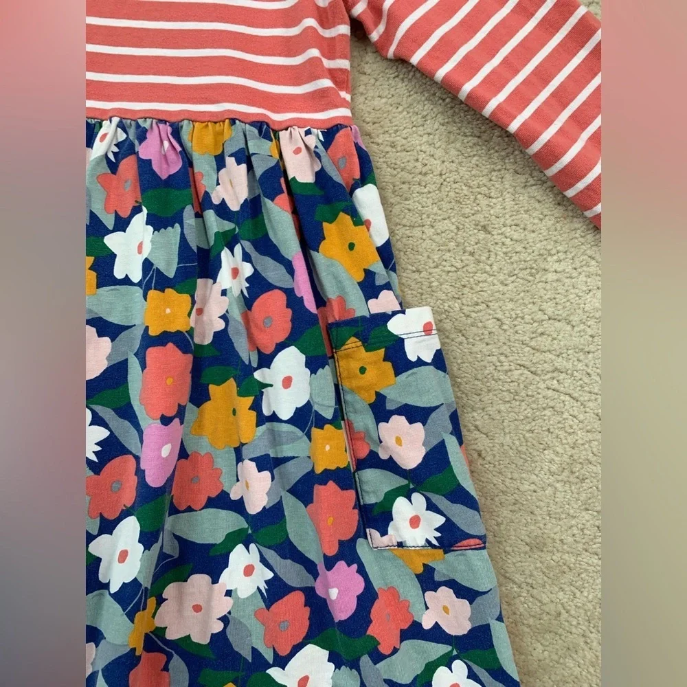 Hanna Andersson Size 130, 8, Mixie Dress in Stripes and Flowers